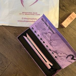 Glass Titanium Straightener + Jasmin Flower Oil